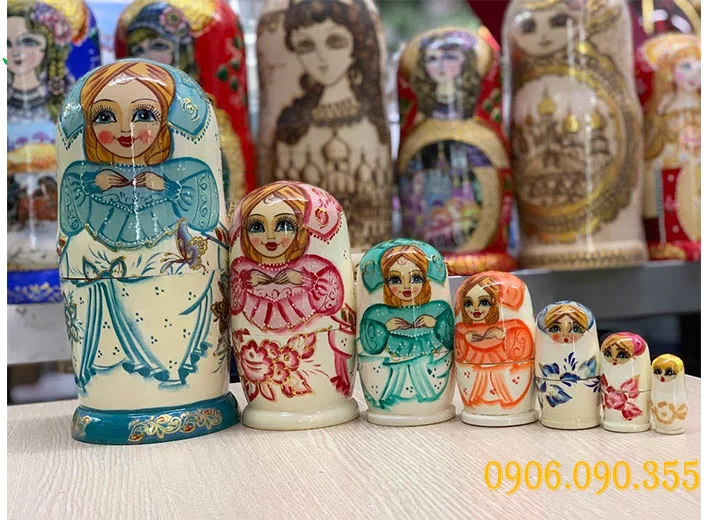 búp bê matryoshka